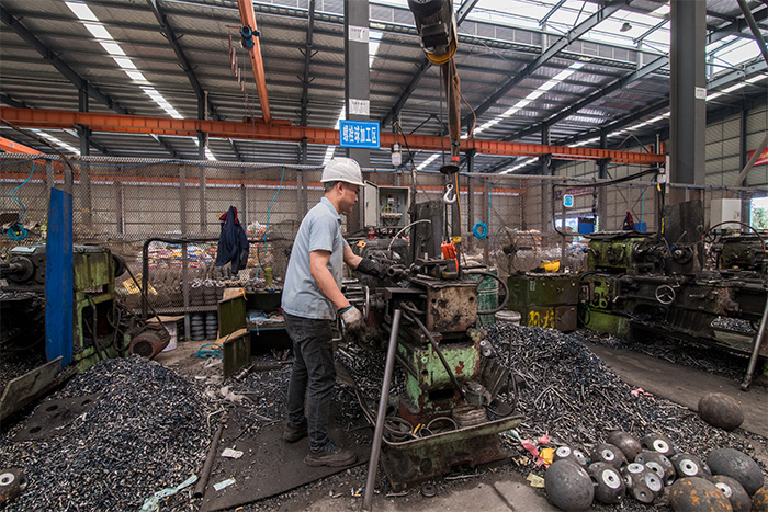 亳州网架配件-螺栓球加工车间